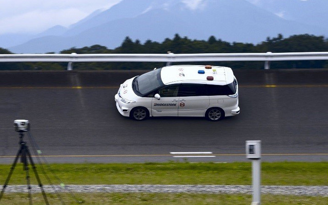 ブリヂストン×ZMP、タイヤ性能試験の無人自動運転化プロジェクト