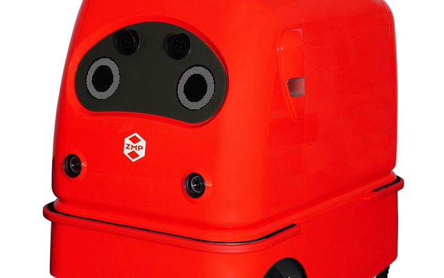 宅配ロボット CarriRo Delivery（量産前モデル）
