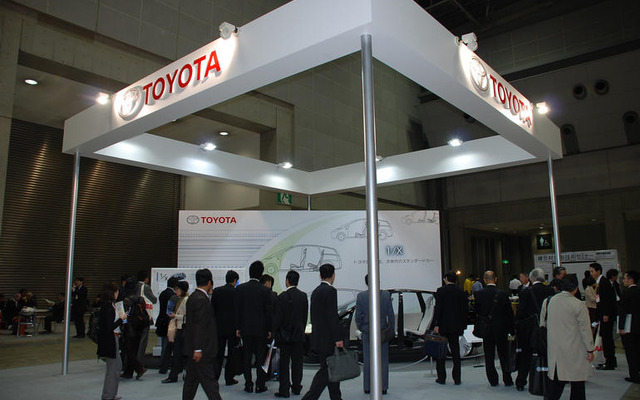 トヨタ、「1/X」出展で注目浴びる…SAMPE JAPAN07