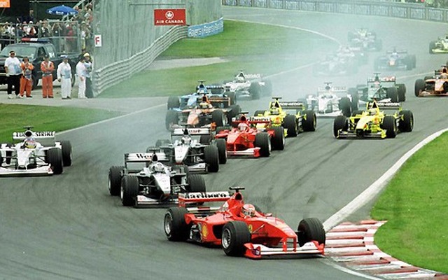 新型フェラーリF1、バドエルが3台まとめてテスト