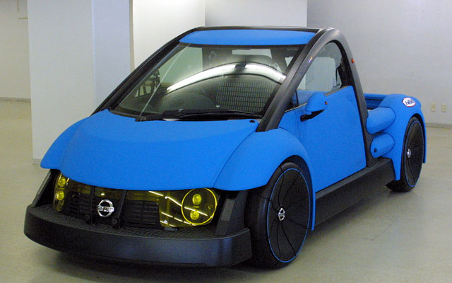 【東京ショー2001出品車】「クルマらしくない」ストリートピックアップ日産『Nails』