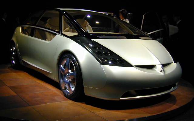 【東京ショー2001出品車】癒しのミニバン、三菱『スペースライナー』