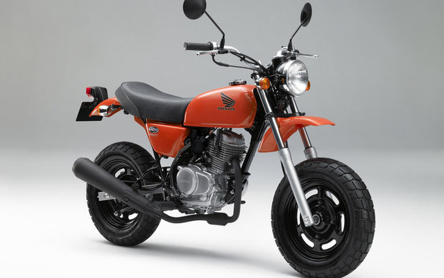 ホンダ エイプ にPGM-FIを採用、燃費も改善