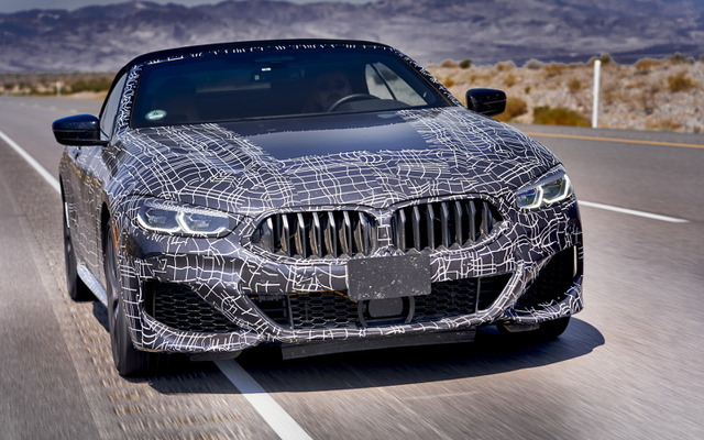 BMW8シリーズカブリオレ新型のプロトタイプ