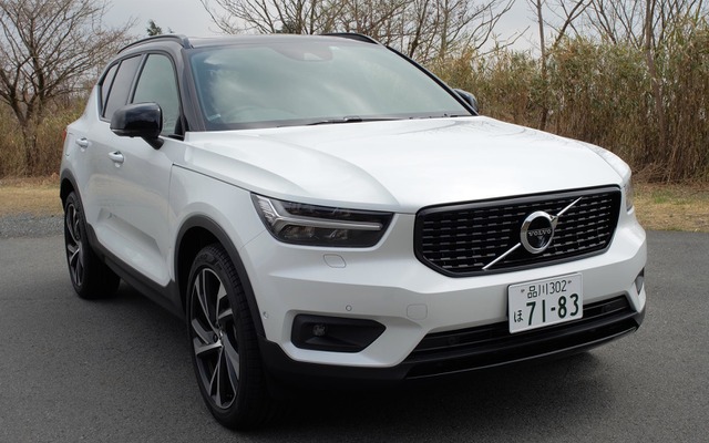 ボルボ XC40 T5 R-DESIGN