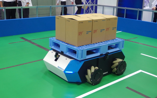 ナブテスコのメカナム AGV　（国際物流総合展2018）