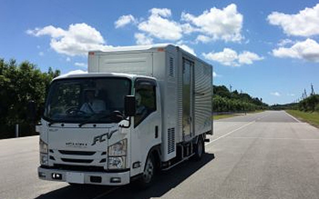 東京アールアンドデーが開発した燃料電池（FC）小型トラック