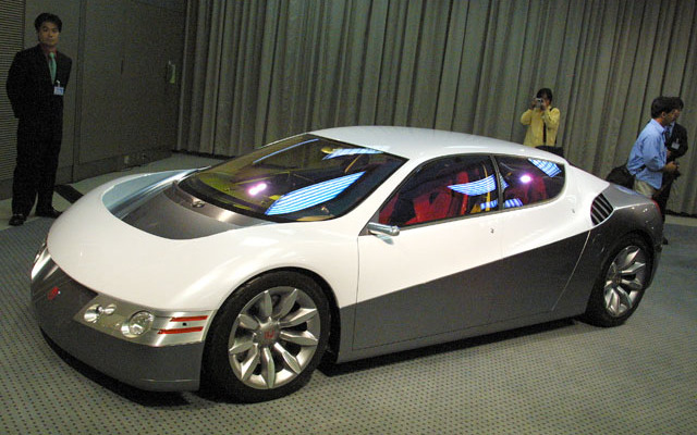 【東京ショー2001出品車】RX-8を意識した!? ホンダの4シータースポーツ『DUALNOTE』