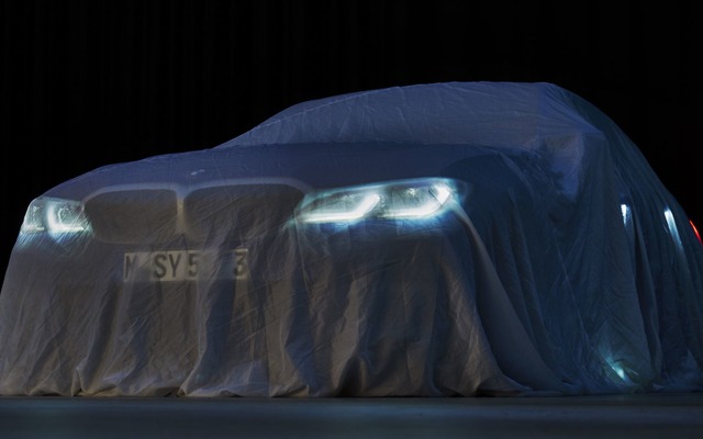 BMW 3シリーズ セダン 新型のティザーイメージ