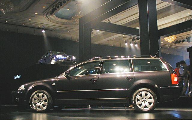 【VWニュー『パサート』日本発表】「W16」って何? エンジンのこと?!