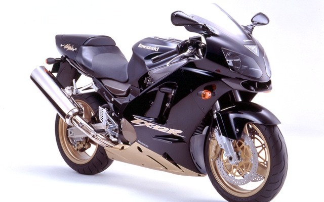 【東京ショー2001 MC出品車】『最速』に終わりなし! カワサキ『NINJA ZX-12R』