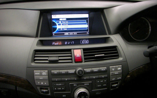 【ホンダ インスパイア 新型発表】iPod操作を“プロコマ”で再現！