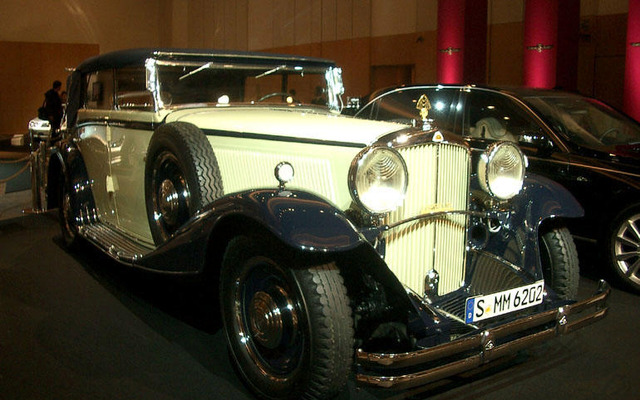 東京コンクールデレガンス…1932 マイバッハDS8ツェペリン
