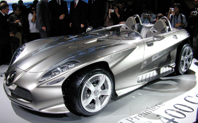 【東京ショー2001速報】メルセデスベンツのリアルスポーツ、『F400』