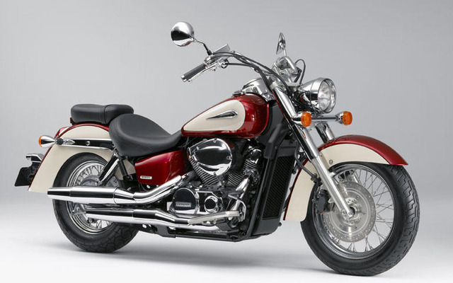 ホンダ、大型クルーザーのシャドウを一部改良…PGM-FIを採用