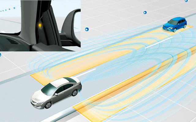 後方の接近車両を検出するシステム---マツダ アテンザ 新型