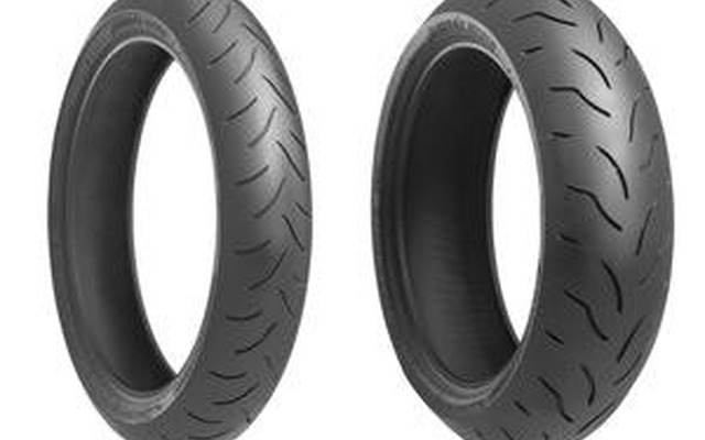 ブリヂストン、大型バイク用にスポーツタイヤ発売
