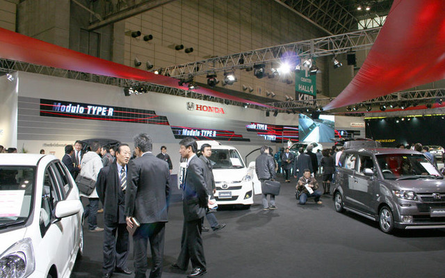 【東京オートサロン08】ホンダ自身による フィット のカスタム3種類