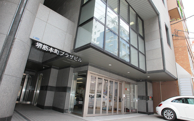 フォーカル プラグ&プレイ 心斎橋大阪市中央区北久宝寺1-7-9TEL.06-6210-1704営業時間:10:00~19:00定休日:毎週日曜日(運営:AXIS OSAKA)
