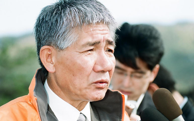 三宅村長平野氏再選　バイクフェスタ継続