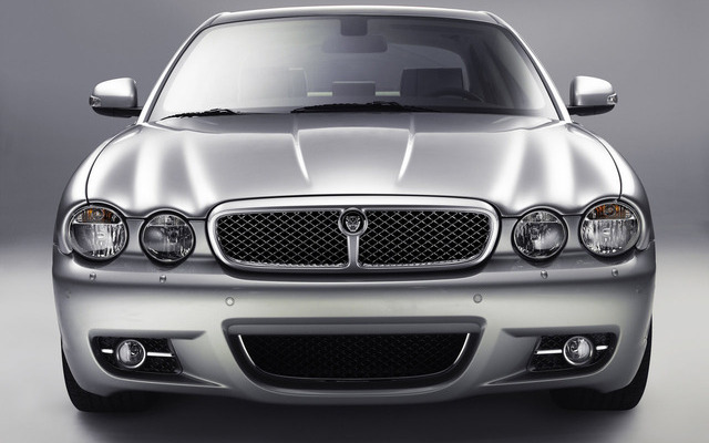 最後の丸眼四灯となった2008年「X350系」XJ