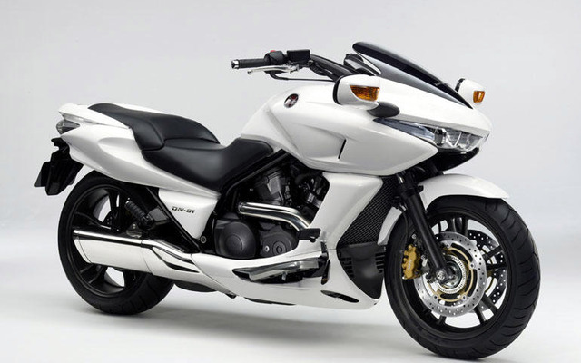 ホンダ、大人の大型スポーツクルーザーを発売…新開発トランスミッション