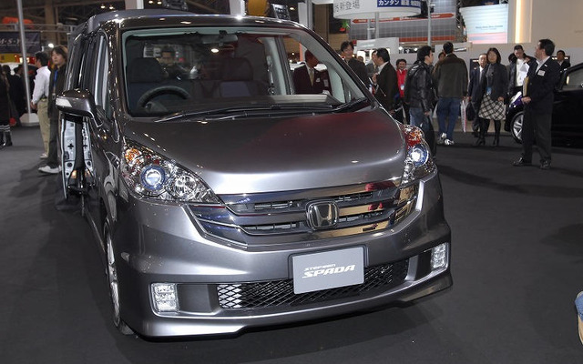 【東京オートサロン08】写真蔵…Modulo ステップワゴン