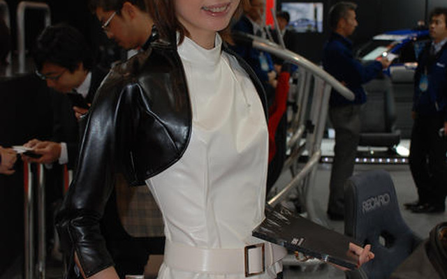 【東京オートサロン08】コンパニオン写真蔵…レカロ その4