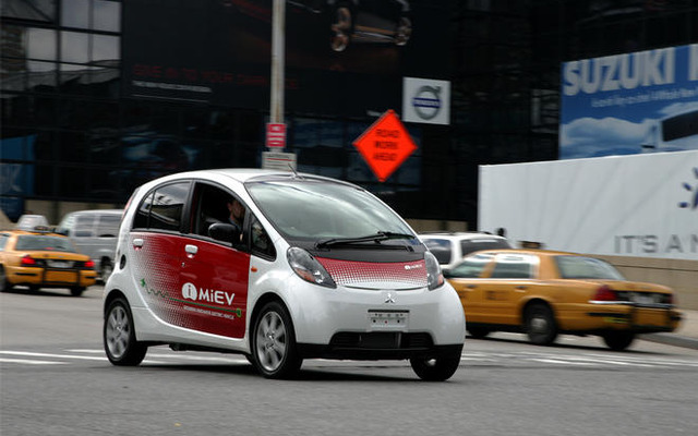 【ニューヨークモーターショー08】三菱 i MiEV…北米導入決定は1年後？