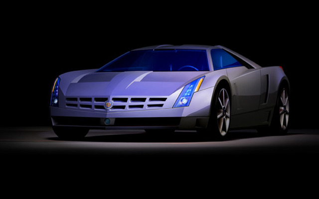 【デトロイトショー2002出品車】ラインアップその2……キャデラック3兄弟