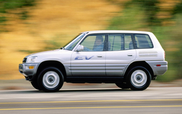 トヨタ『RAV4-EV』---2002年から一般向け発売