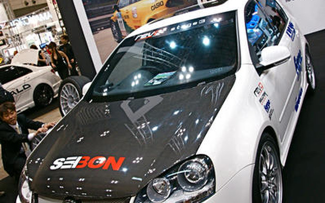 【東京スペシャルインポートカーショー08】RAYS：軽量スポーツ＆ラグジュアリーホイールで魅せる