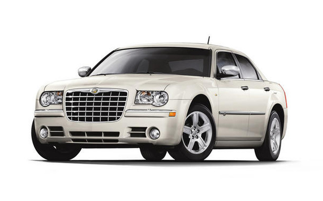 クライスラー 300C 08年モデル発売