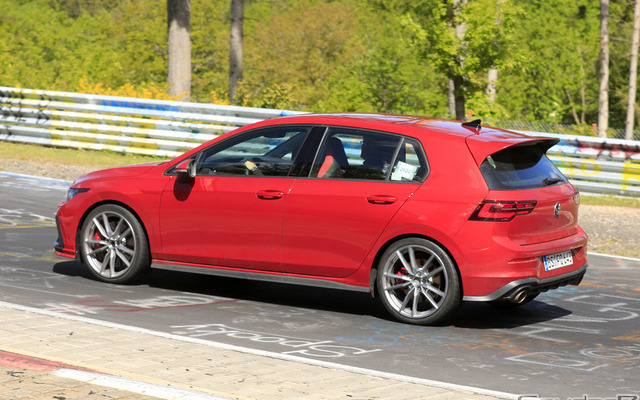 VW ゴルフ GTI TCR 市販型 プロトタイプ スクープ写真