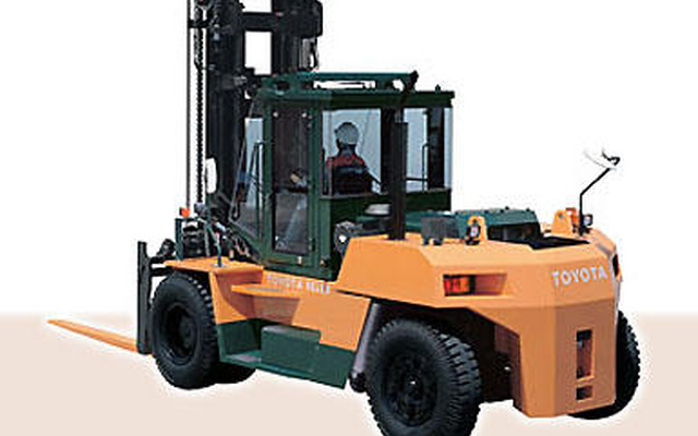 トヨタL＆F、排出ガス規制に適合したフォークリフト4車種を発売