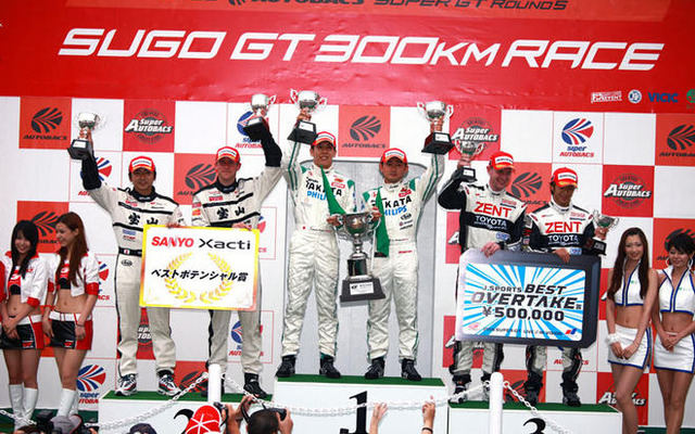 【SUPER GT 第5戦】決勝…NSX 勢エース同士の攻防、18号車が制す