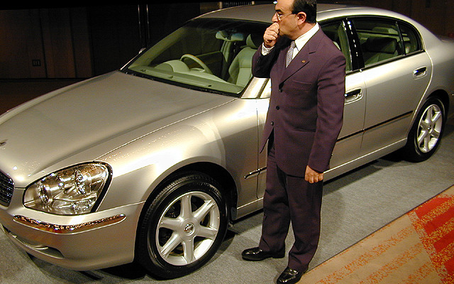 【株価】株価1万円割れで自動車株も全面安、日産の個人向け社債は超人気