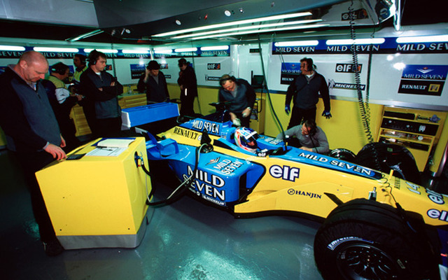 バルセロナF1テスト……ルノー安定、ジョーダン佐藤にトラブル
