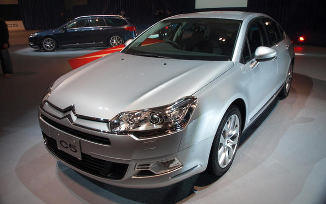 【シトロエン C5 日本発表】日本導入の仕様は？　鉄バネは来るのか？