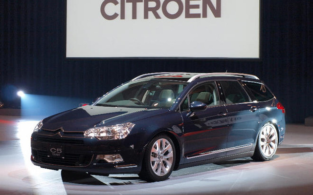 【シトロエン C5 日本発表】C5 のライバルは C5