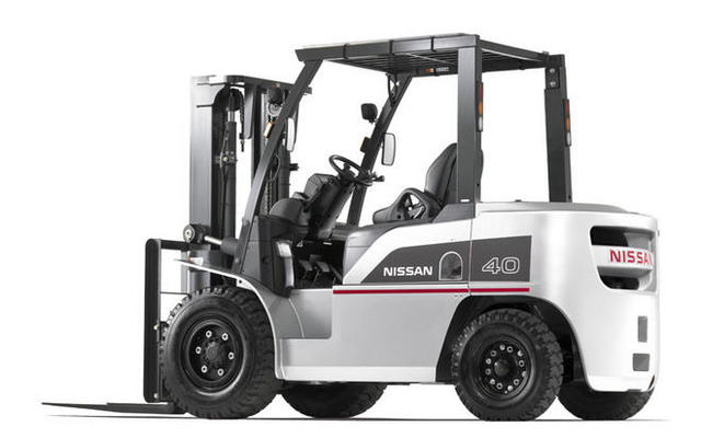 日産、エンジン式フォークリフトをモデルチェンジ