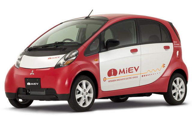 三菱自動車、小学生の自動車に関する疑問を受付