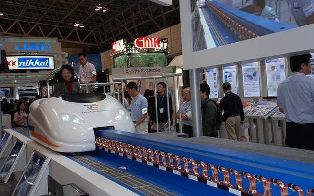 【CEATEC 08】幕張メッセでリニアモーターを運転できる