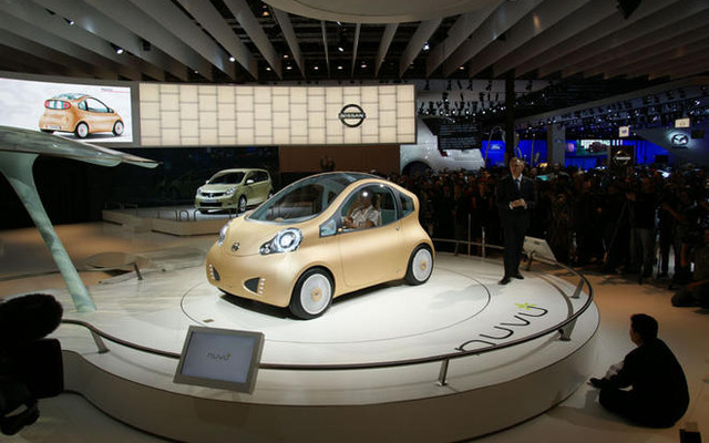 【株価】トヨタ、日産が年初来安値を更新