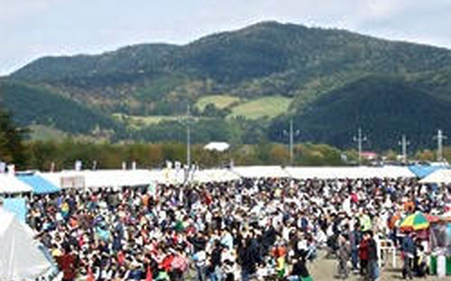 東洋ゴムのテストコースでサロマ大収穫祭を開催