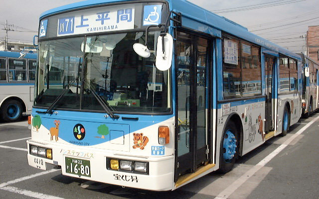 赤字の原因は異様に高い人件費!?　川崎市交通局へ会計監査