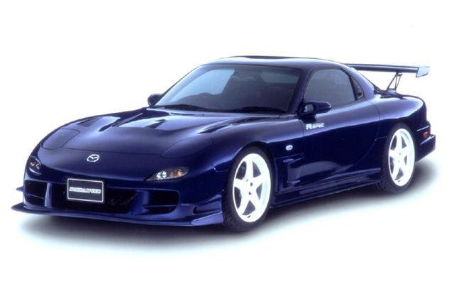 『RX-7』をレーシングスペックにするチューニングアイテム
