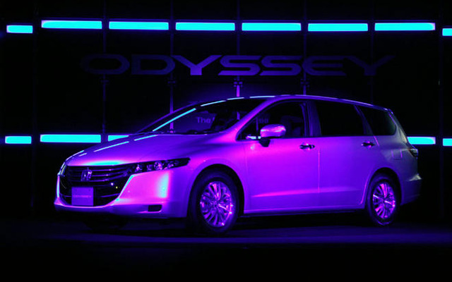【ホンダ オデッセイ 新型発表】これからのホンダの顔---先進的で力強い