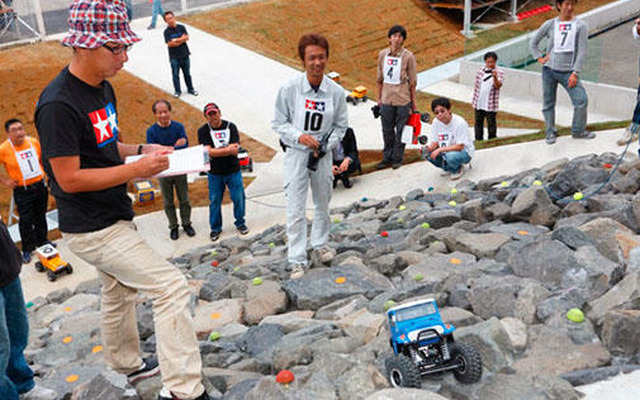 日本最大級のRCカー用 ロッククローリングフィールド がオープン