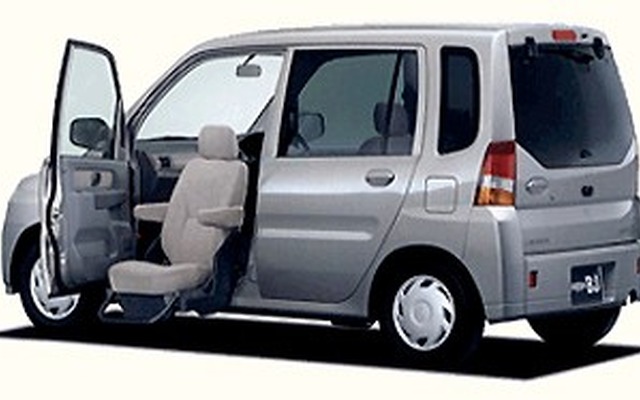 意外! こんな福祉車両が初めてなんて---あの三菱から